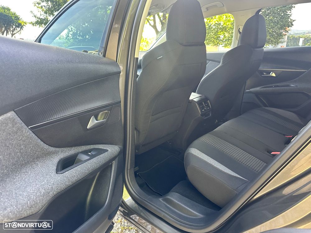 Peugeot 3008 BlueHDi 130 Stop & Start EAT8 Active Pack - 21