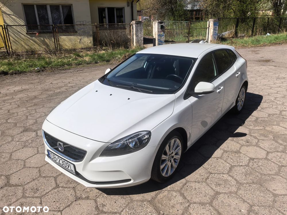 Volvo V40 D2 - 15