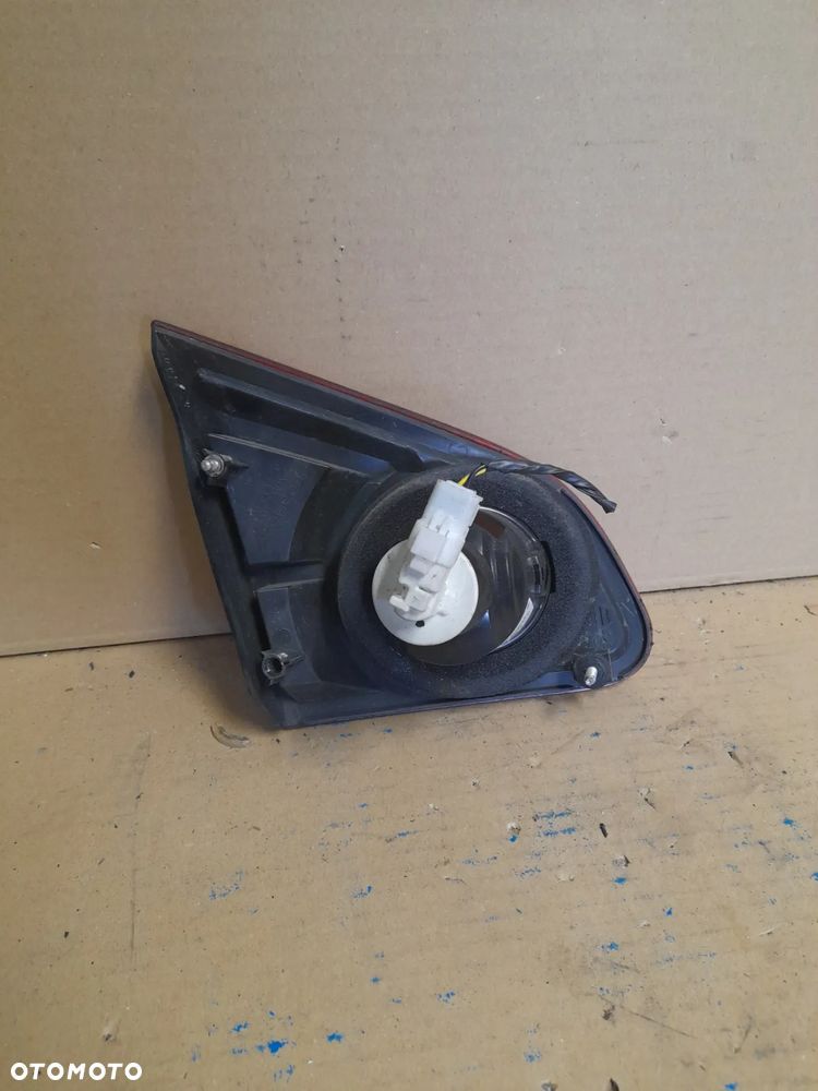 Lampa prawy tył tylna w klapę Nissan Qashqai I 89071064 - 2