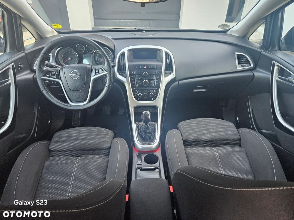Opel Astra 1.4 Turbo Edition - 19