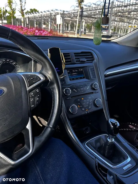 Ford Mondeo 2.0 TDCi Titanium - 9