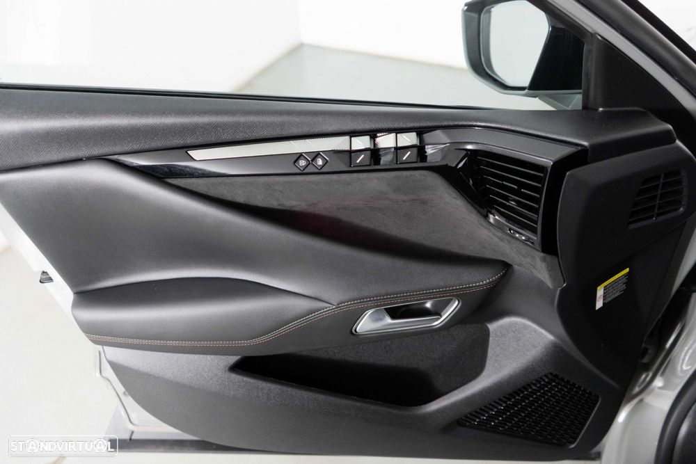 DS DS4 E-Tense Performance Line EAT8 - 21