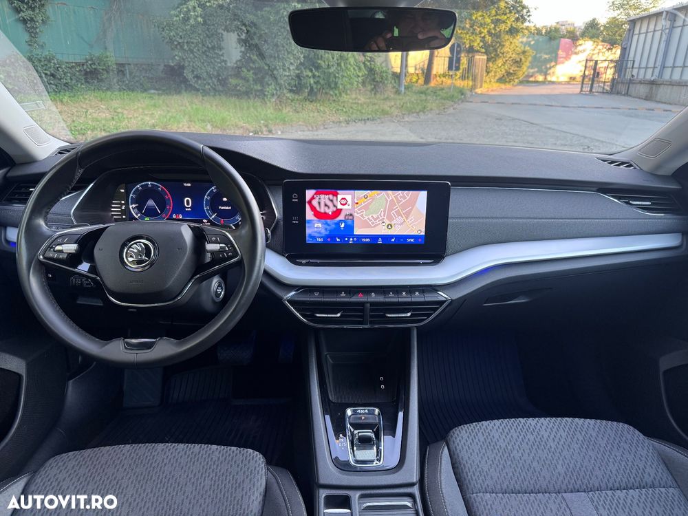Skoda Octavia 2.0 TDI DSG 4X4 Style - 14