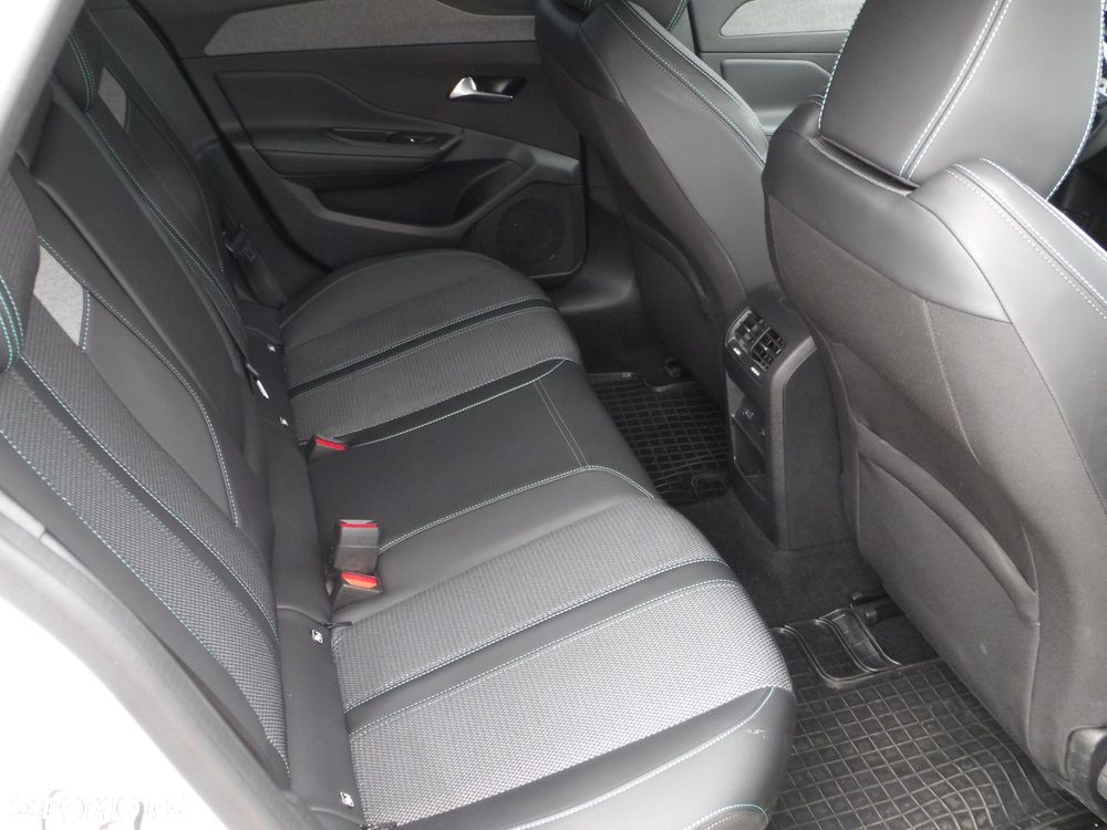 Peugeot 308 1.5 BlueHDi Allure Pack S&S EAT8 - 9