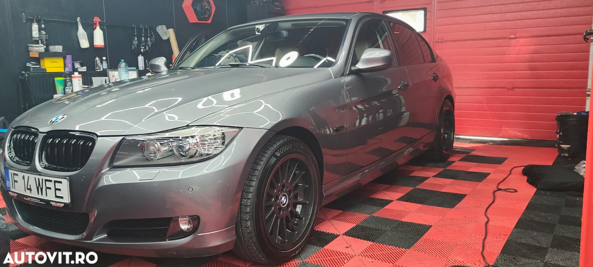 BMW Seria 3 320i - 3