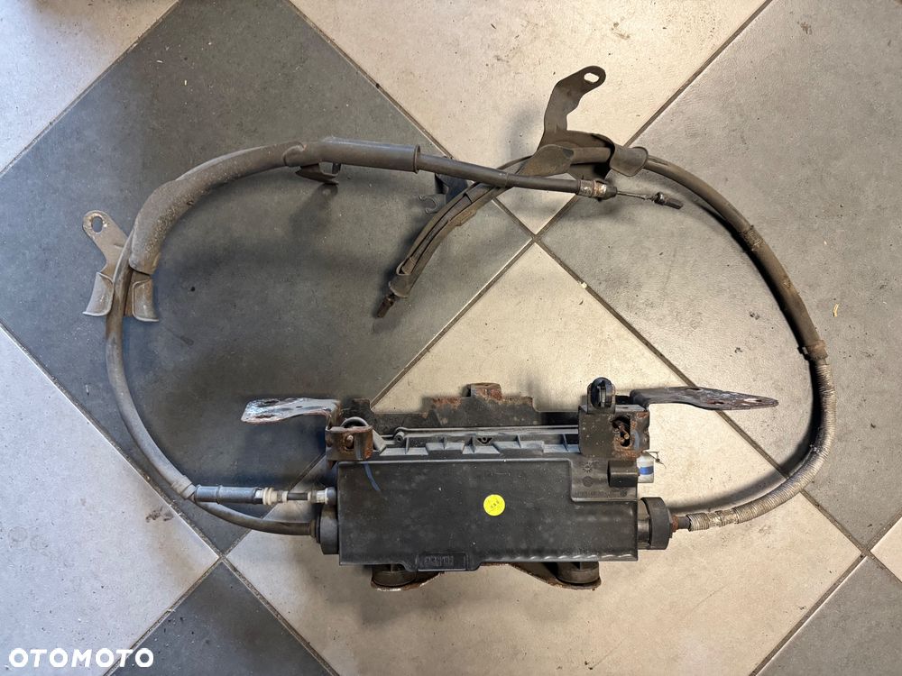 RENAULT LAGUNA III ELEKTRYCZNY MECHANIZM HAMULCA RĘCZNEGO 360109753R - 2