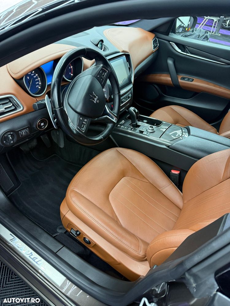 Maserati Ghibli - 8
