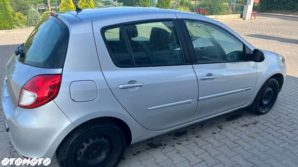 Renault Clio 1.2 TCE Authentique - 19