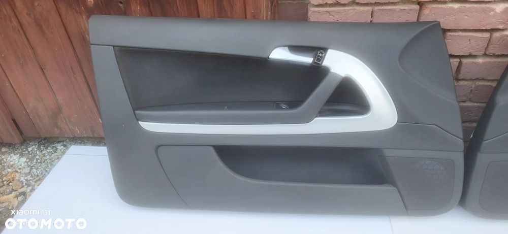 Boczek drzwi Audi A3 8P 3d kierowcy tapicerka drzwi pasażera lewy przód prawy przód 3 drzwi - 2