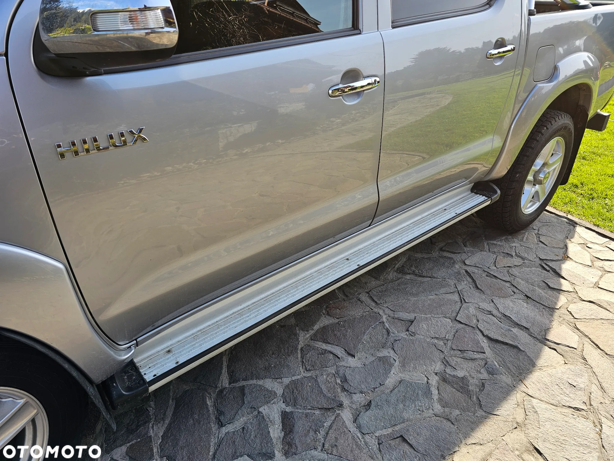 Toyota Hilux 3.0 D-4D Invincible - 10