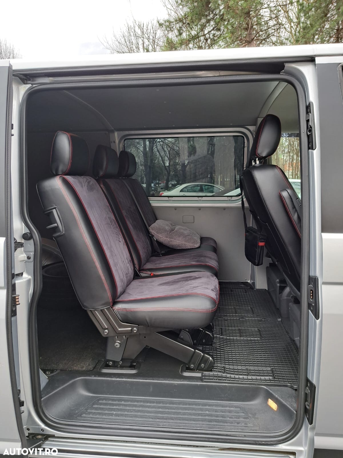 Volkswagen Transporter - 9
