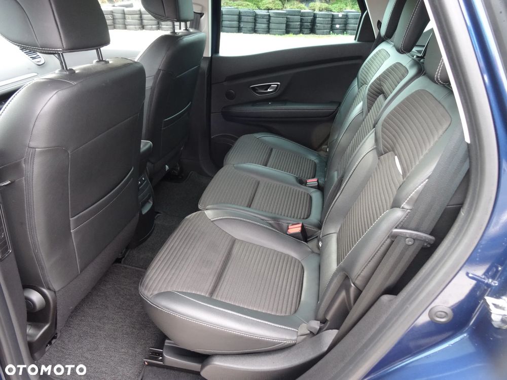 Renault Scenic - 18