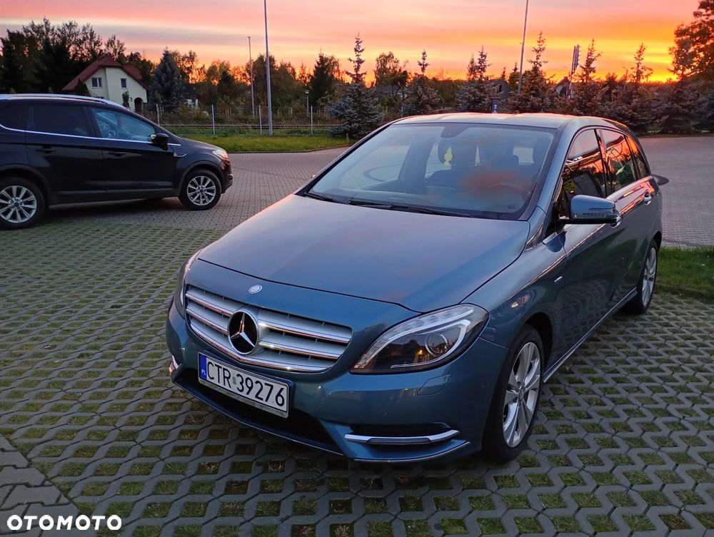 Mercedes-Benz Klasa B 180 - 3