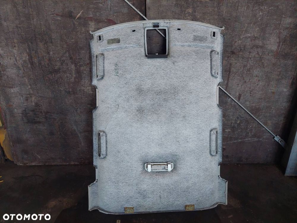 PODSUFITKA AUDI A3 8P - 6