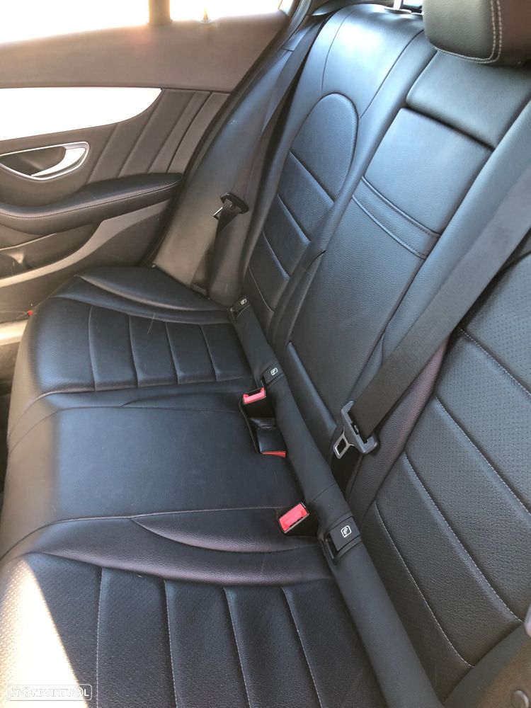 Mercedes-Benz C 220 d AMG Line - 20