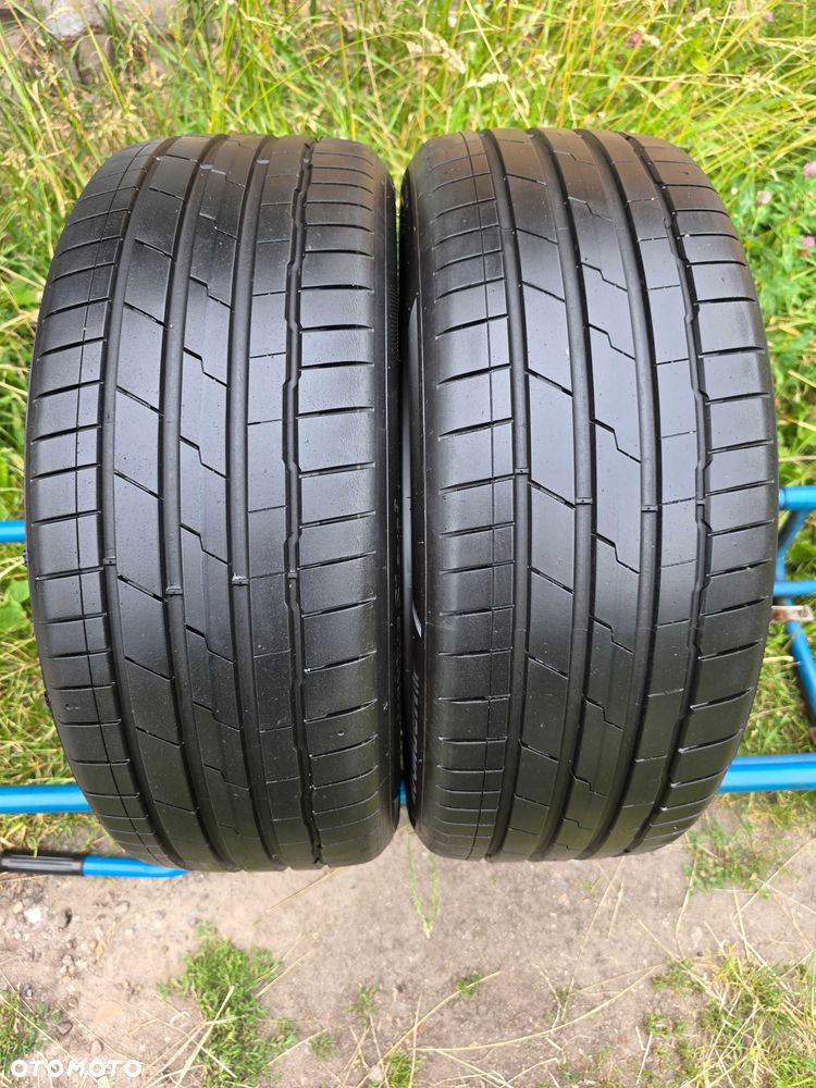 Opony letnie klasy średniej HANKOOK VENTUS S1 EVO 3 225/45/19 ok. 6 mm
