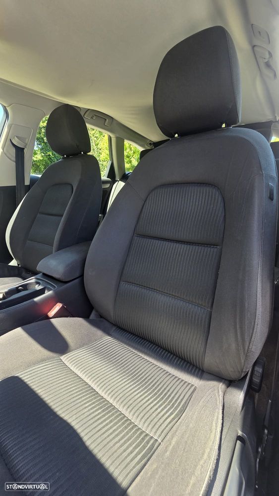 Audi A4 Avant 2.0 TDI Exclusive - 9