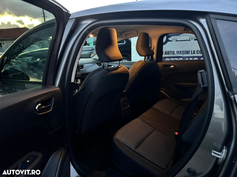 Renault Arkana E-TECH 145 Evolution - 21