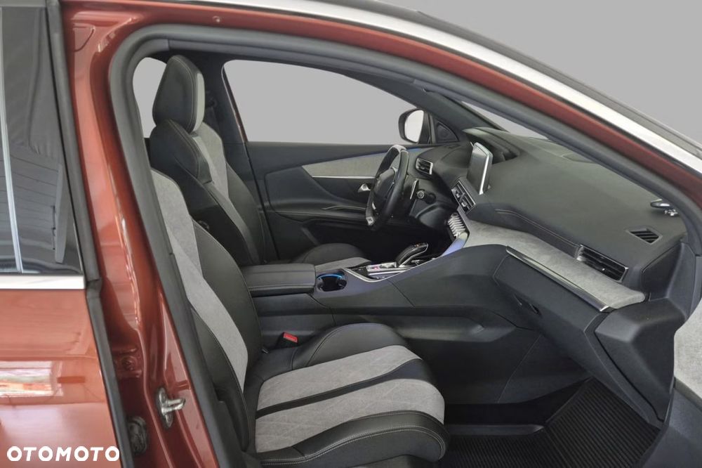 Peugeot 3008 1.6 PureTech HYbrid4 GT Line S&S EAT8 - 22