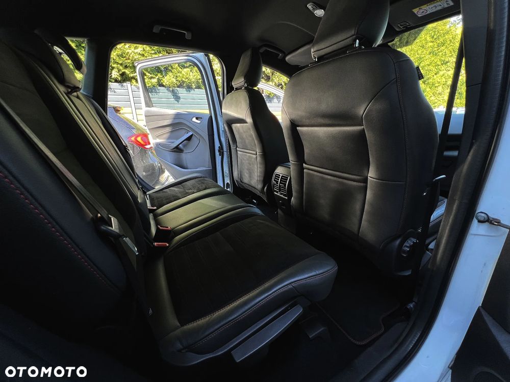 Ford Kuga 1.5 EcoBlue ST-LINE - 19