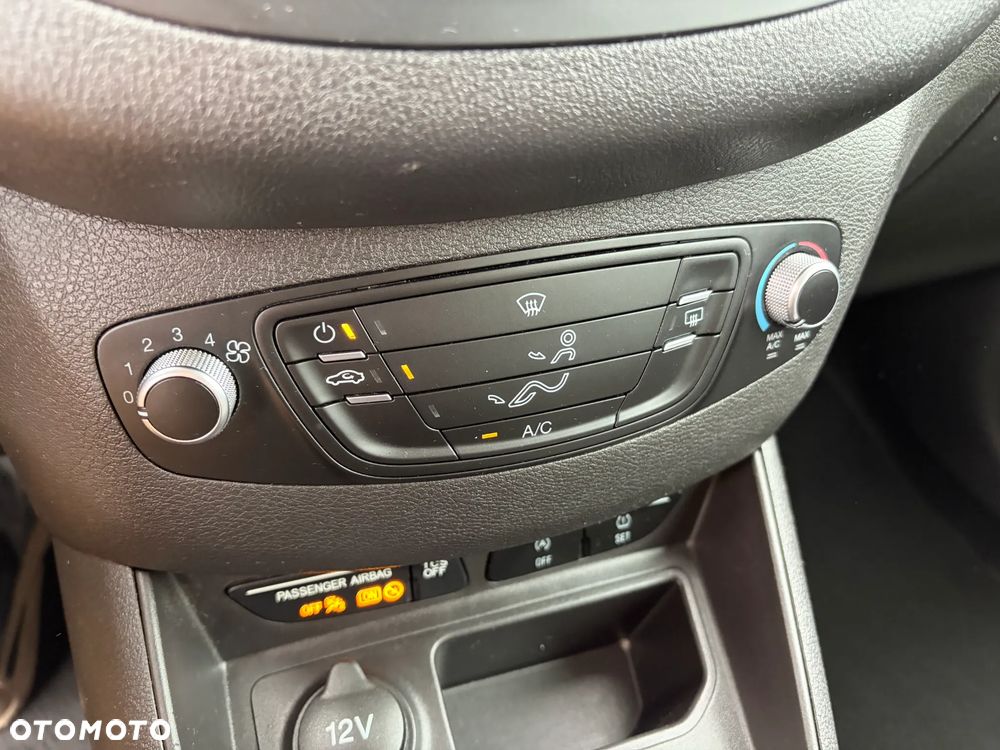 Ford Transit Courier Basis - 21