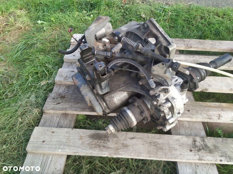 SKRZYNIA BIEGÓW MANUALNA SKODA FABIA GGU - 1