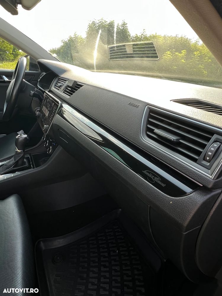 Skoda Superb 2.0 TDI DSG Laurin & Klement - 12