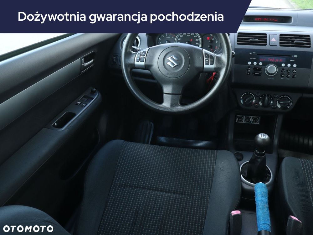 Suzuki Swift - 9