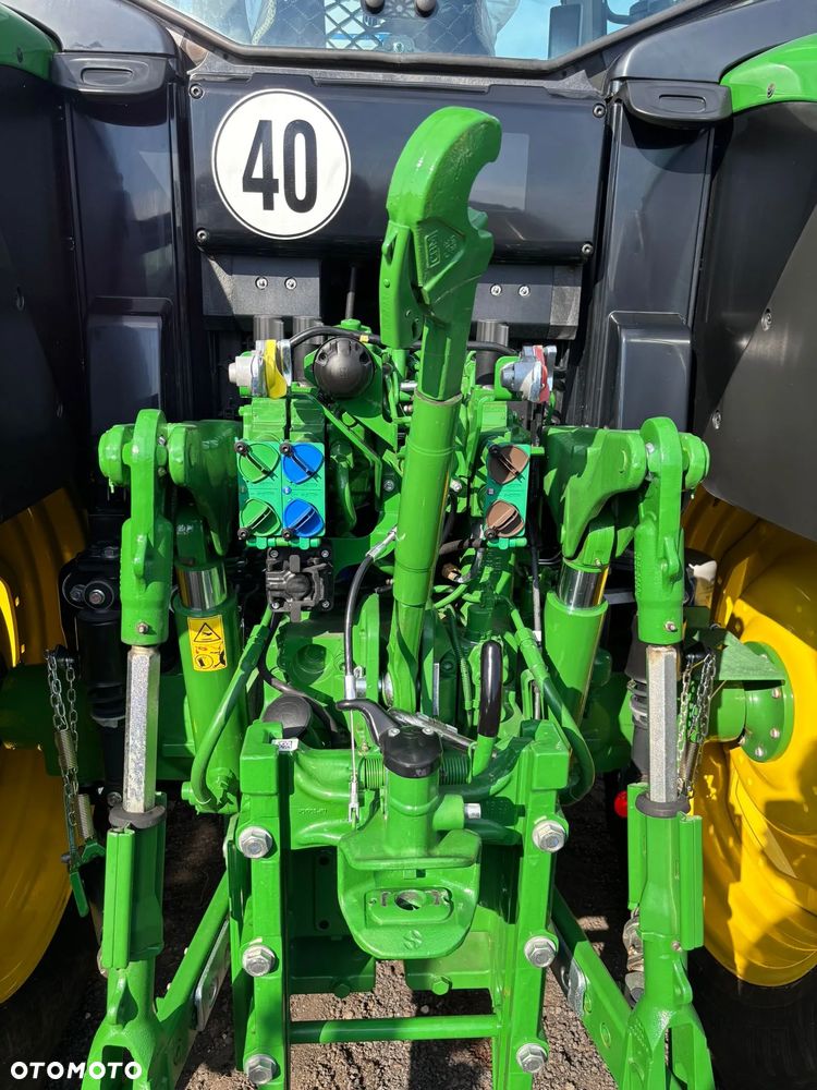 John Deere 6090M| 2024 | 12,5 mth | TLS | ISOBUS | 3 wyjścia hydrauliczne | 40 km/h |Pneumtyka | Zarejestorowany| - 8