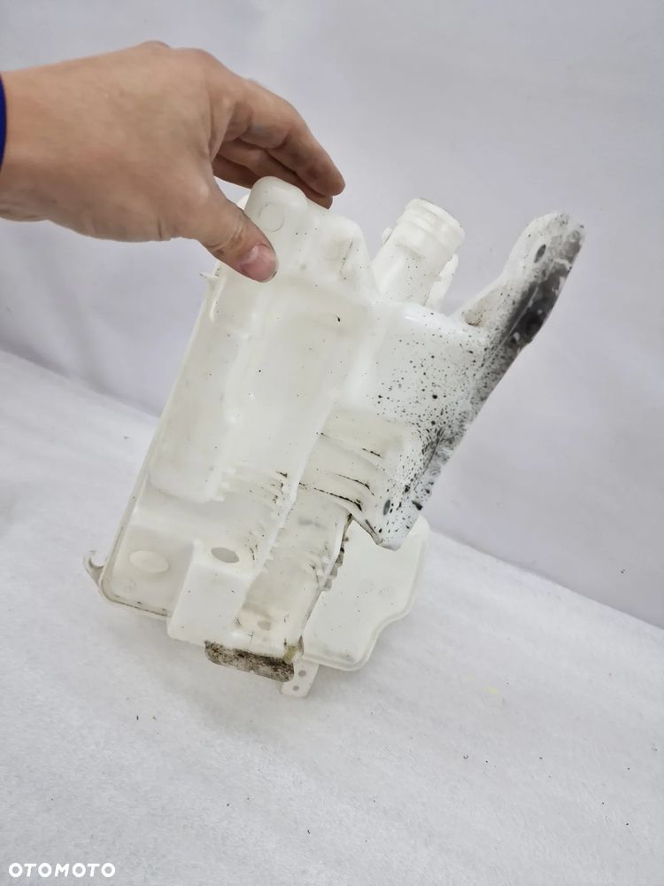 VW GOLF VII 7 5G0 / SEAT LEON 3 III / SKODA OCTAVIA 3 III 12- ZBIORNICZEK SPRYSKIWACZY , NR 5G0955453AE , NR AUKCJI ZS20 - 5