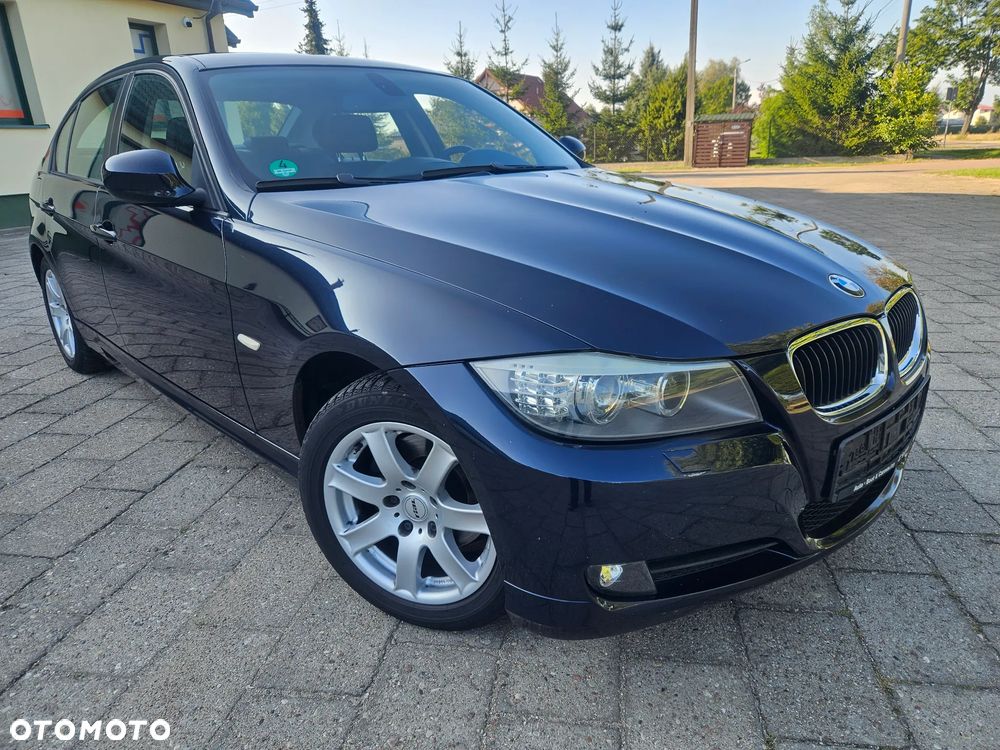 BMW Seria 3 318i - 8