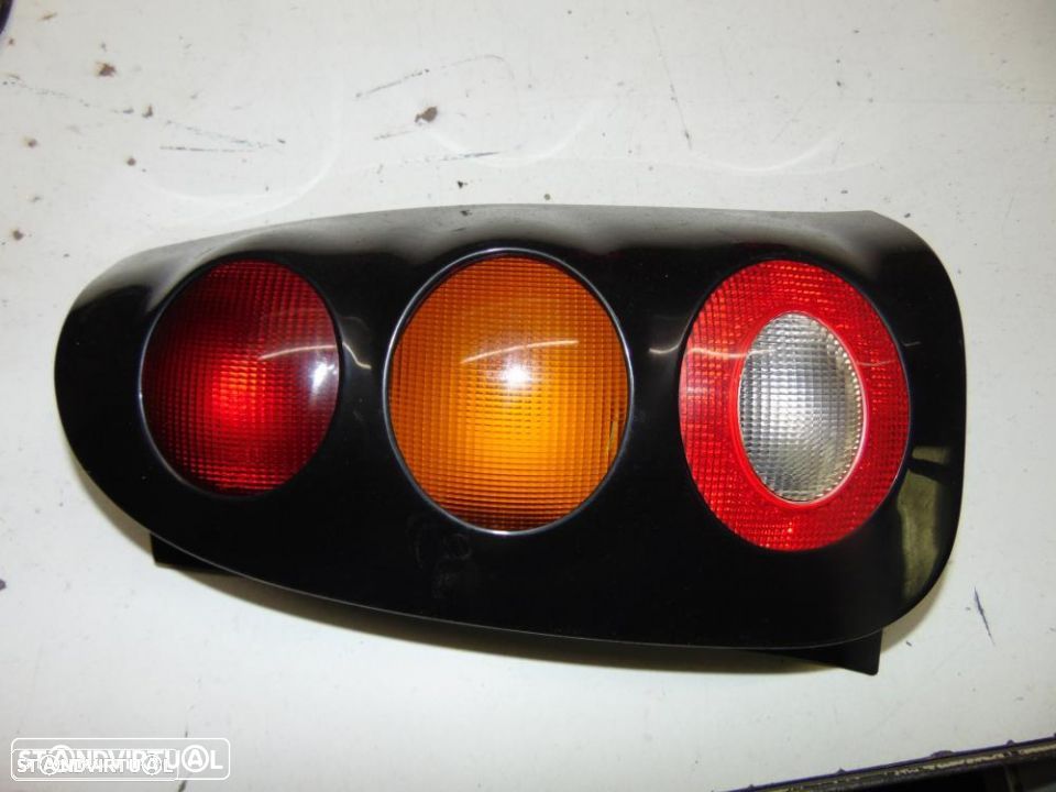Farolins Mercedes W124 carrinha Touring - 5