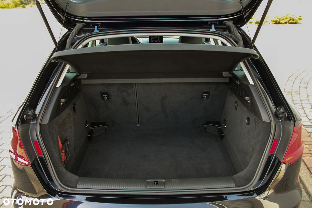 Audi A3 Sportback 1.6 TDI Ambition - 38