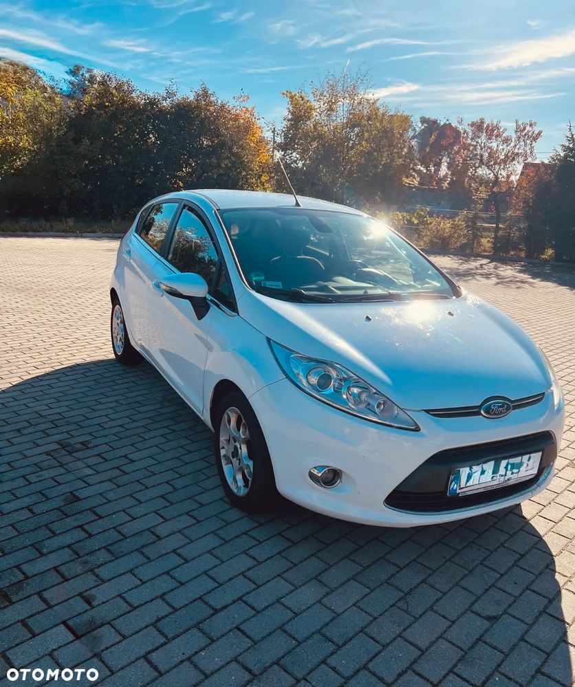 Ford Fiesta - 2