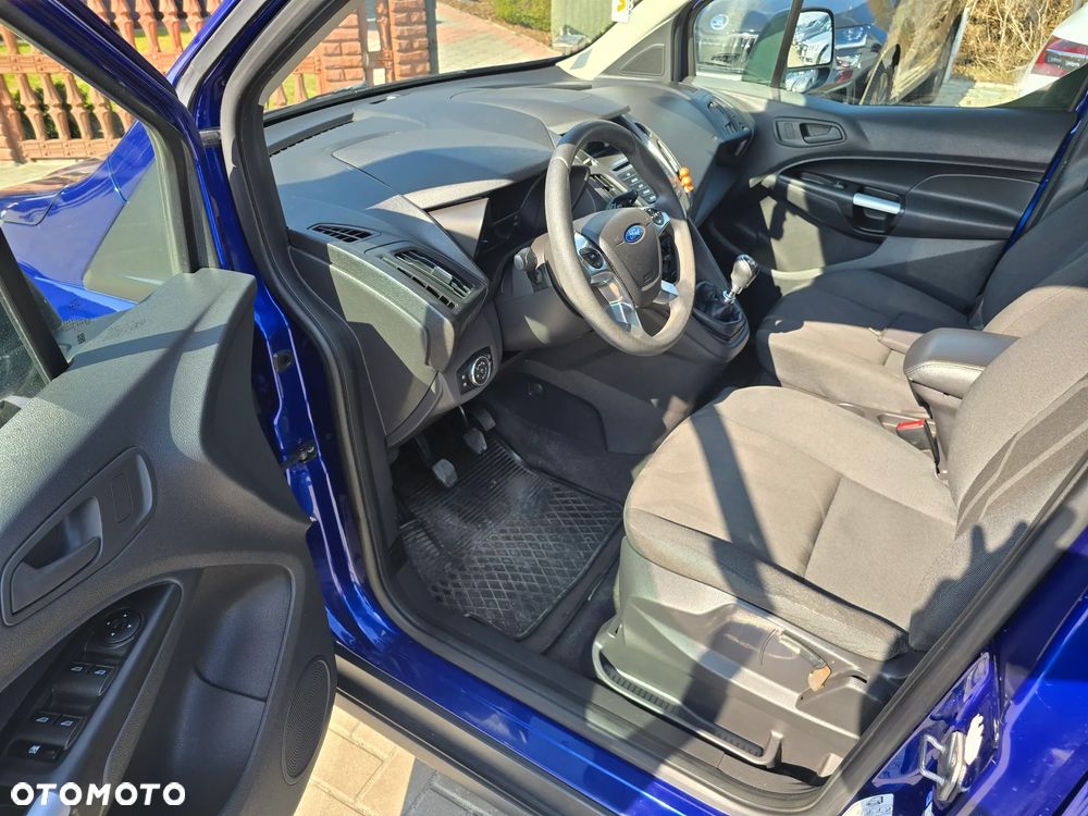Ford Tourneo Connect - 8