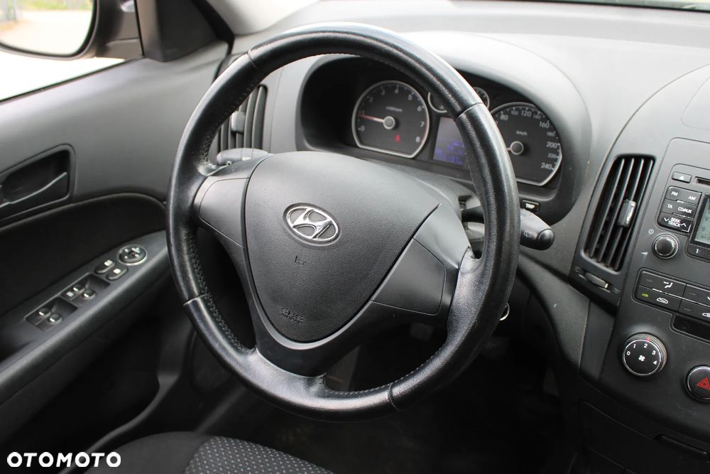 Hyundai i30 - 16