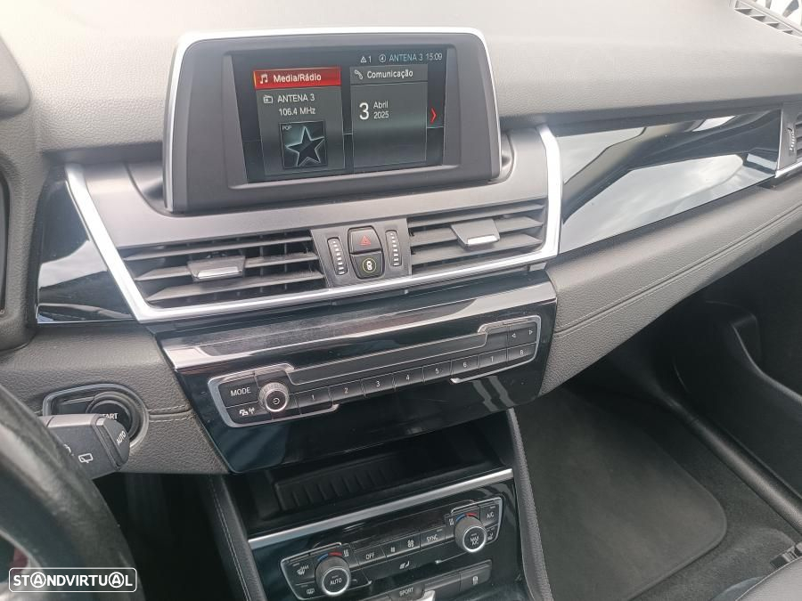 BMW 216 Gran Tourer d 7L - 7