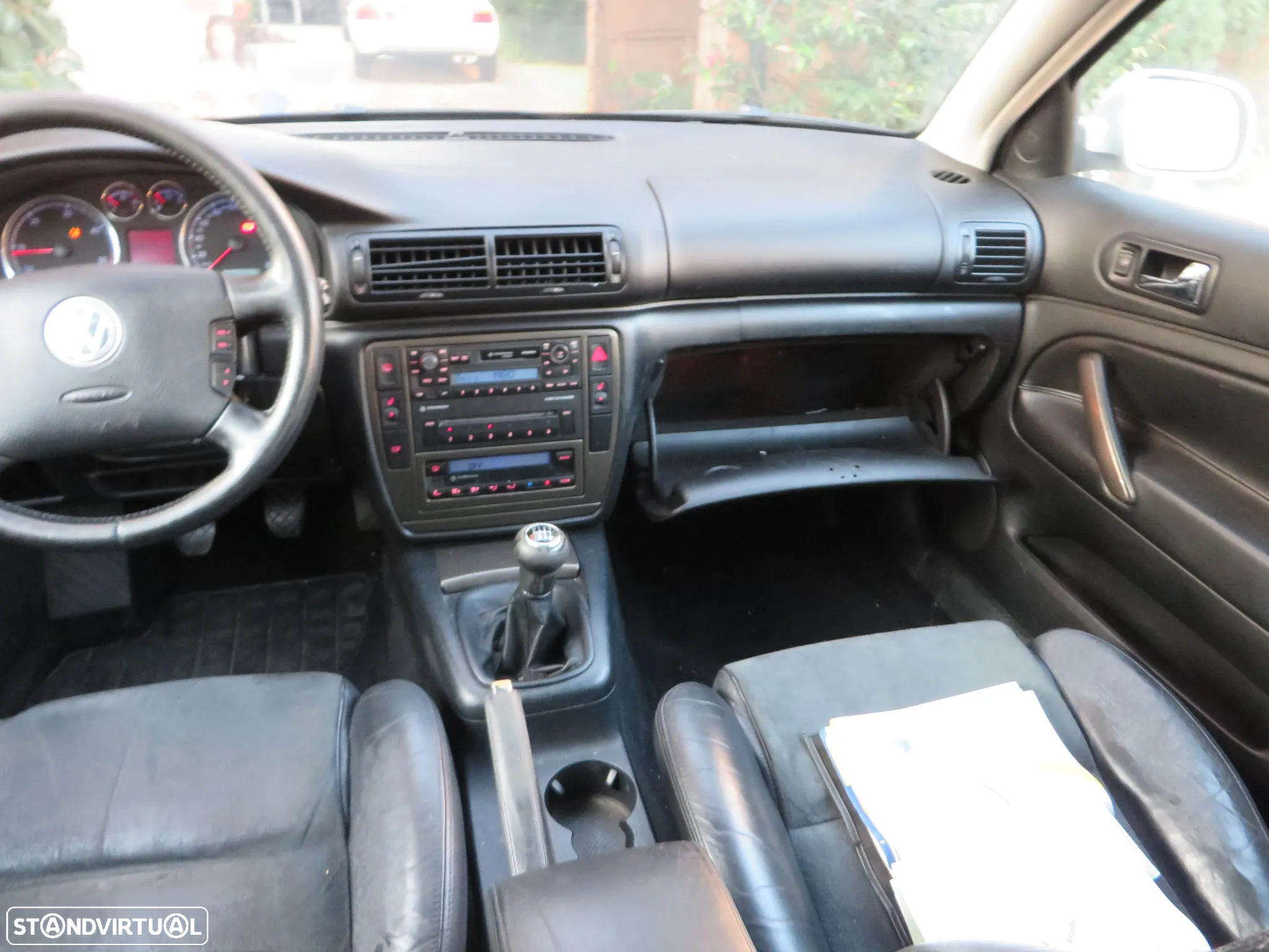 VW Passat Variant 1.9 TDi Highline - 16
