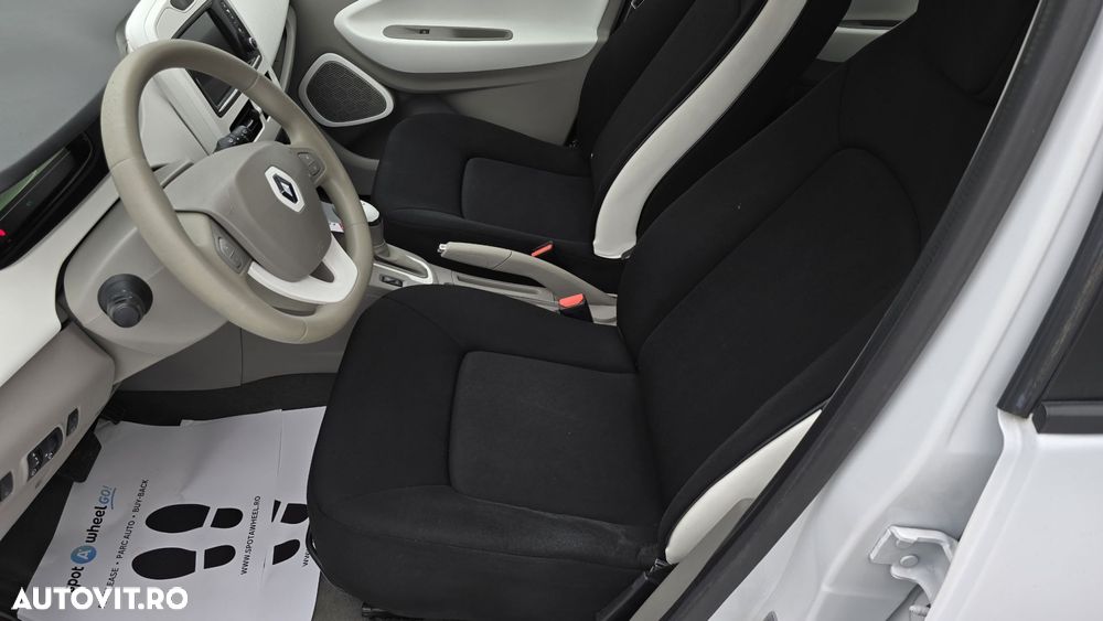 Renault ZOE - 13