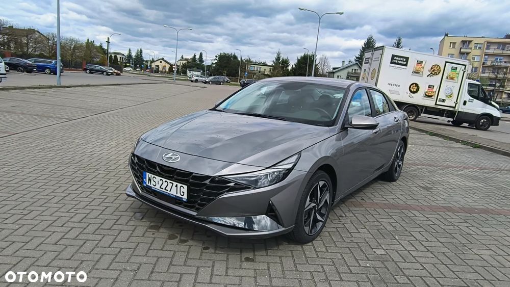 Hyundai Elantra 1.6 Smart - 5