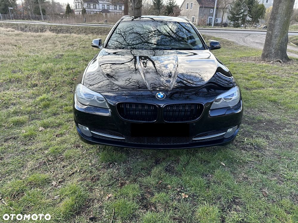 BMW Seria 5 520i Touring - 18