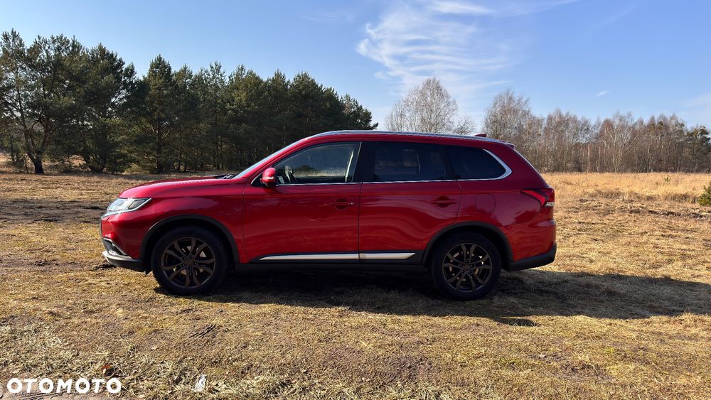 Mitsubishi Outlander 2.2 DI-D 4WD Automatik Plus - 3