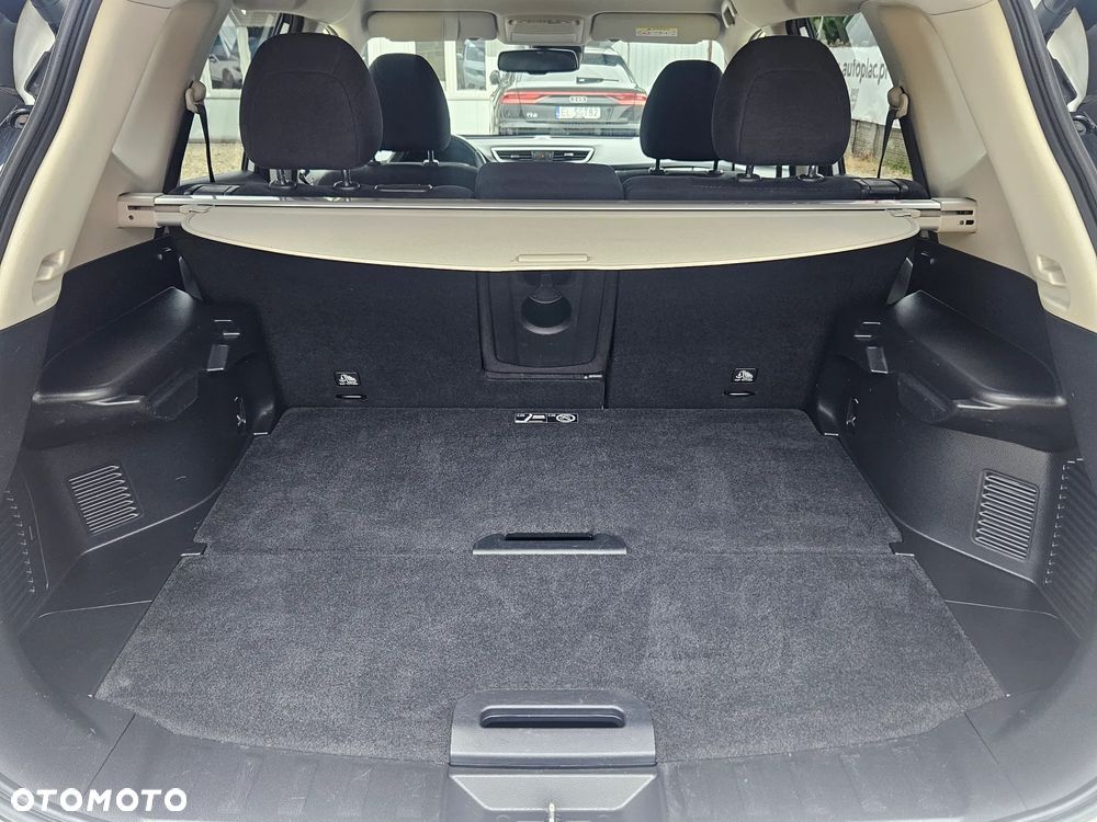 Nissan X-Trail 1.6 DIG-T N-Connecta 2WD - 19
