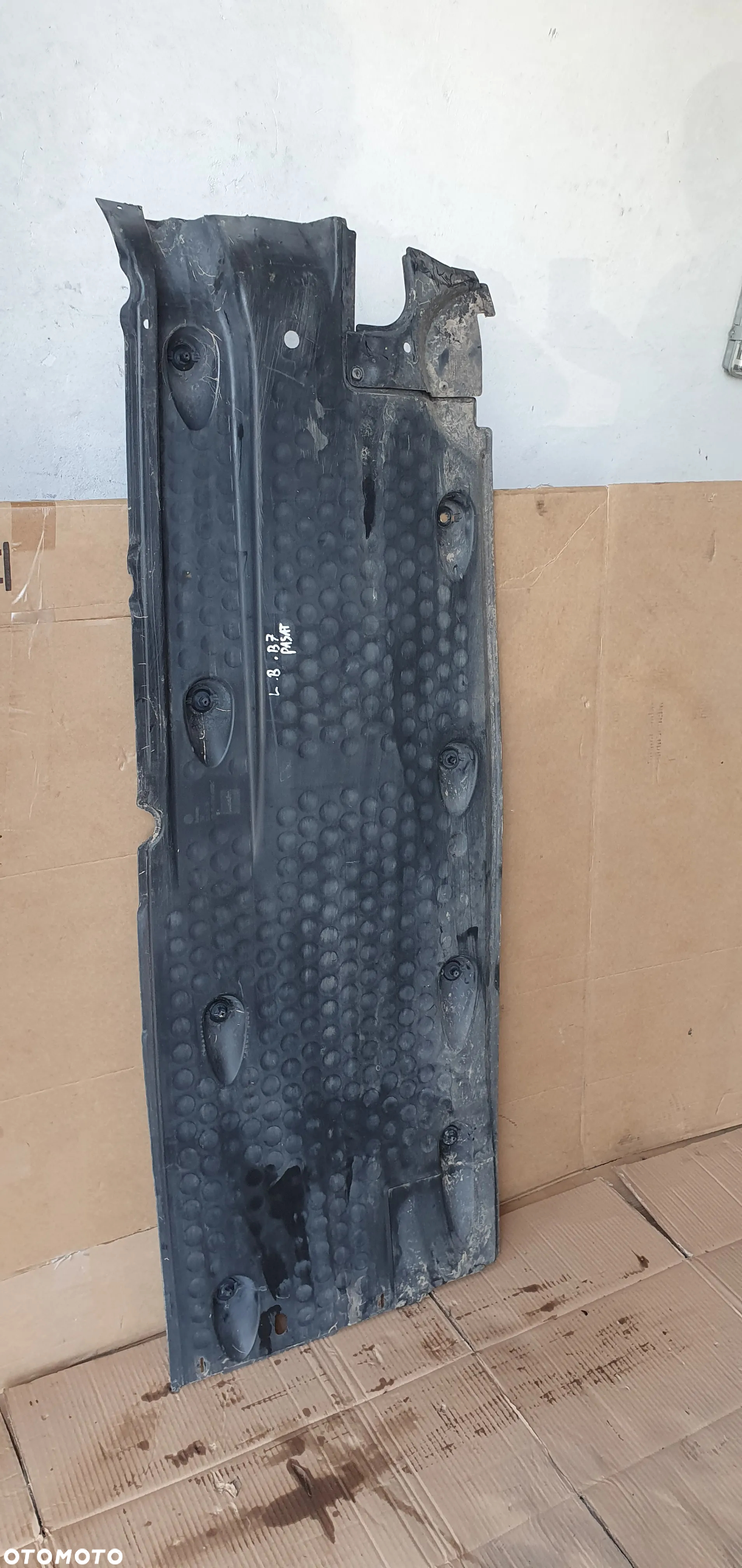 Osłona podwozia płyta lewa VW Passat B7 3C0825201F - 3