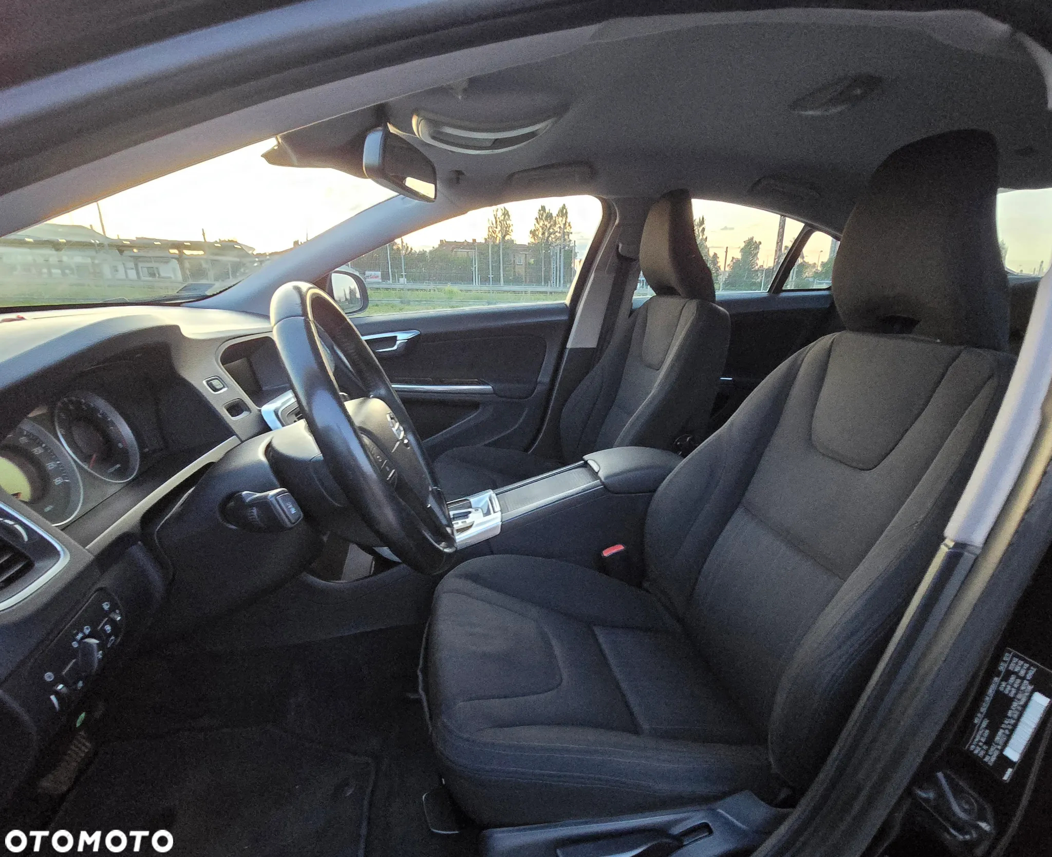 Volvo S60 - 15