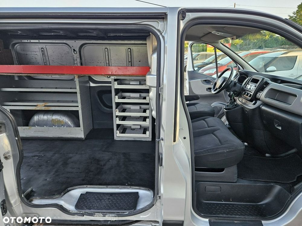 Renault Trafic - 10