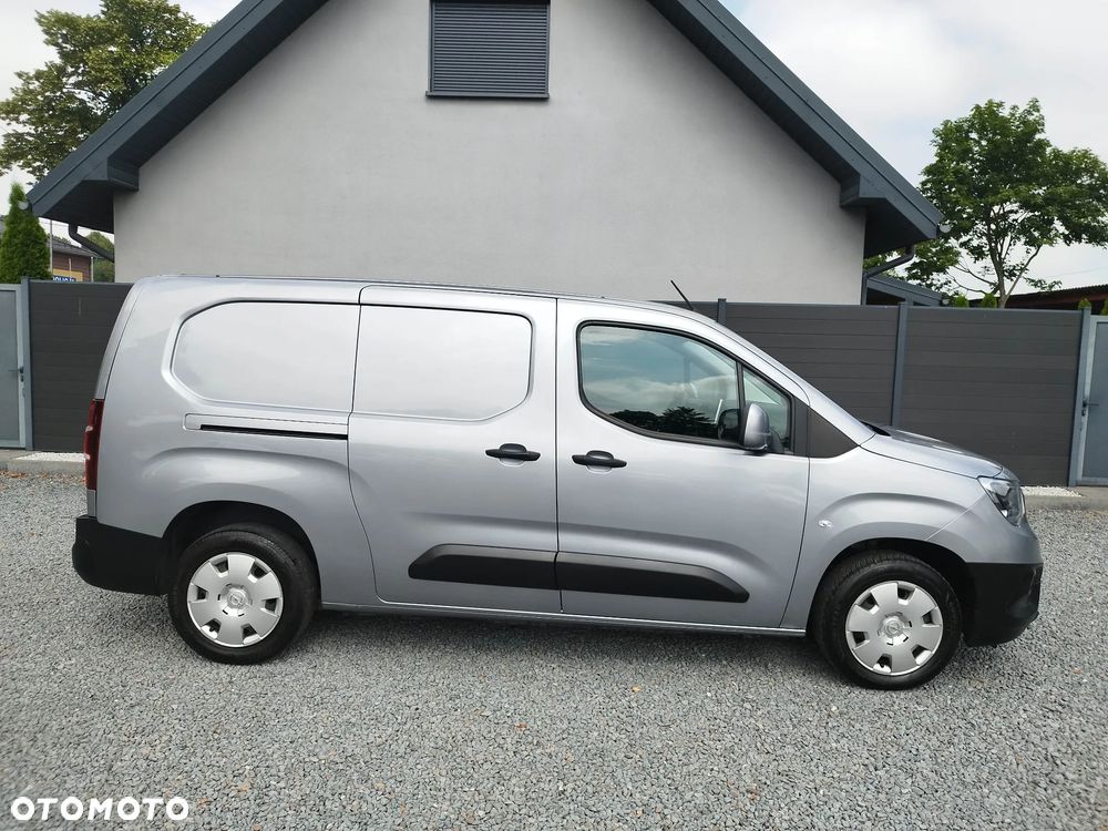 Opel COMBO MAXI 3 OSOBY - 8