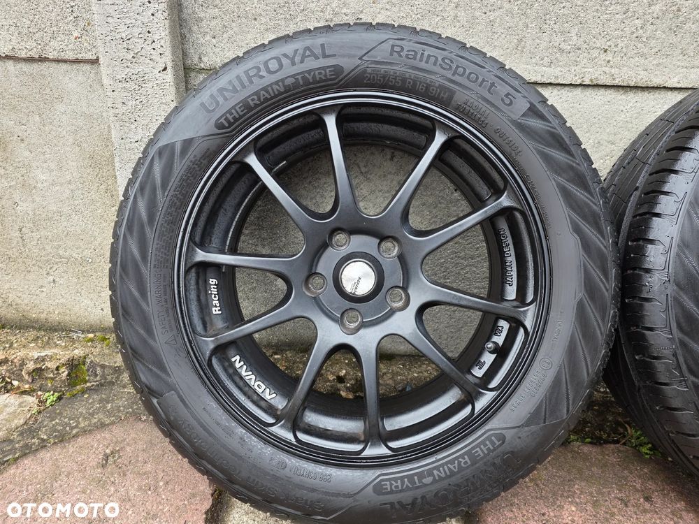205/55R16 Uniroyal RainSport5 - 3