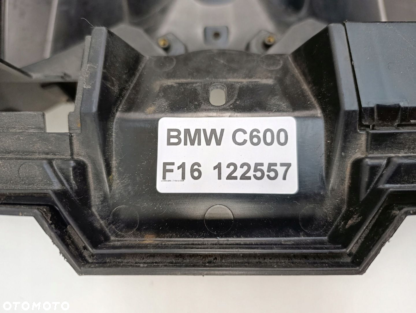 BMW C600 KUFER NOCNIK NADKOLE TYŁ - 6
