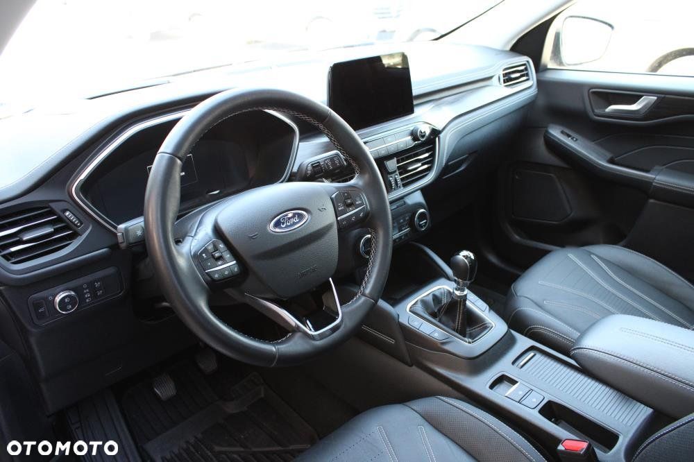 Ford Kuga - 13